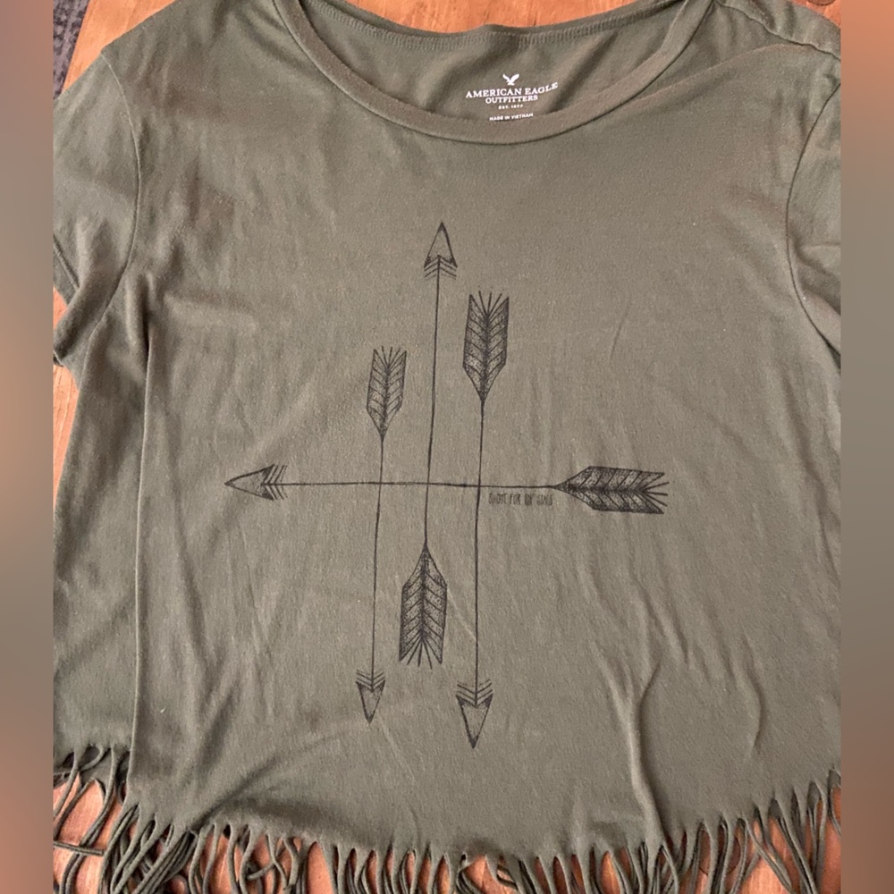 American Eagle “shoot for the stars” Fringe Crop Top— Large